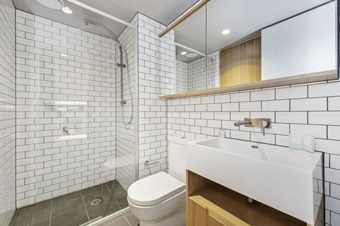ReadySet Apartments At Lighthouse - Tourism Adelaide 2
