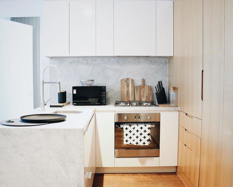 ReadySet Apartments At Lighthouse - Tourism Adelaide 0
