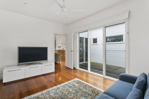 Perfect Blairgowrie Beach House - Tourism Adelaide 10