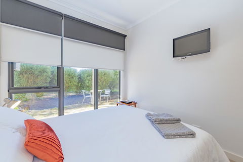 Stylish 3 Bedroom Townhouse - Free Parking - Tourism Adelaide 20
