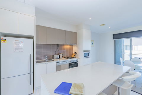 Stylish 3 Bedroom Townhouse - Free Parking - Tourism Adelaide 11