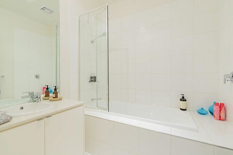 Stylish 3 Bedroom Townhouse - Free Parking - Tourism Adelaide 23