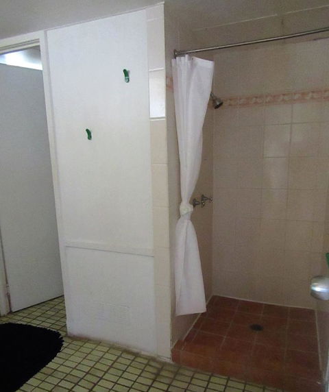 Nomads Airlie Beach - Tourism Adelaide 4