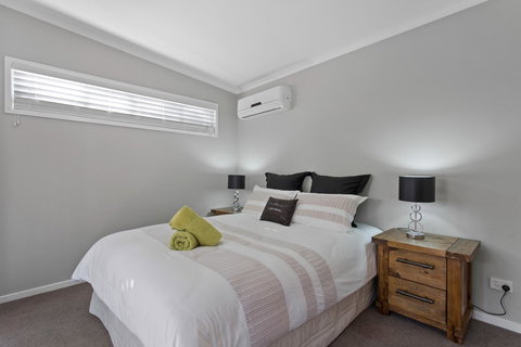 Pandanus Spa Cottage - Tourism Adelaide 3