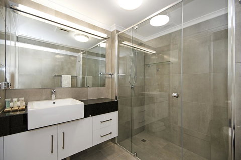 Mariners North Holiday Apartments - Tourism Adelaide 42