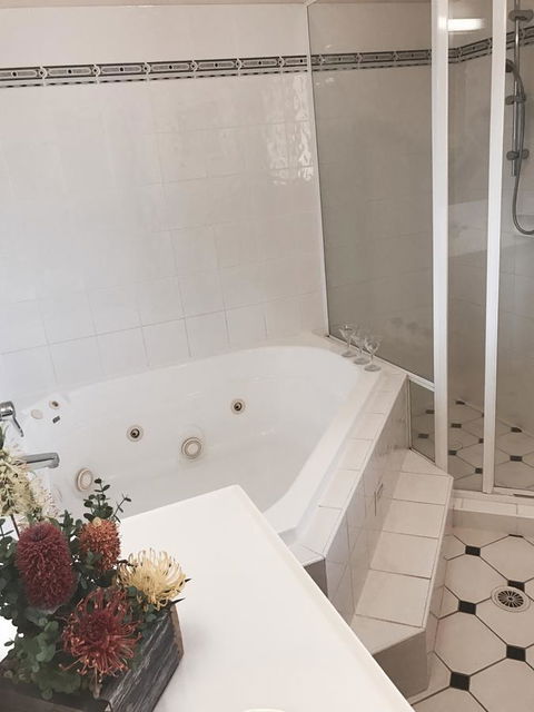 The Bearded Dragon Boutique Hotel - Tourism Adelaide 44