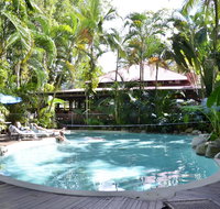 PK's Jungle Village - Hostel - Tourism Adelaide