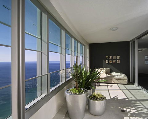 Q1 Resort & Spa - Official - Tourism Adelaide 30