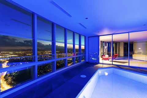 Q1 Resort & Spa - Official - Tourism Adelaide 37