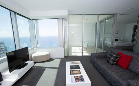 Q1 Resort & Spa - Official - Tourism Adelaide 10