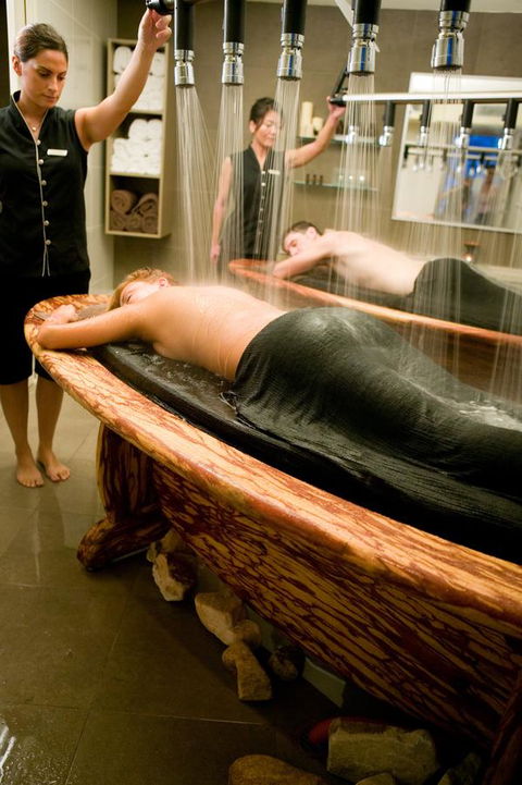 Q1 Resort & Spa - Official - Tourism Adelaide 18