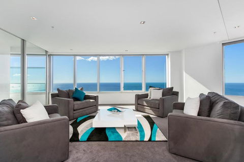Q1 Resort & Spa - Official - Tourism Adelaide 14