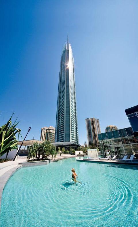 Q1 Resort & Spa - Official - Tourism Adelaide 0