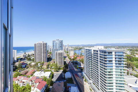 Q1 Resort & Spa - Official - Tourism Adelaide 34