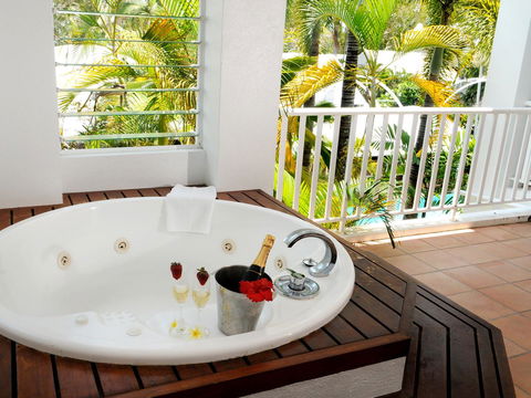 The Reef House Adults Retreat - Enjoy 28 Complimentary Inclusions - Tourism Adelaide 16