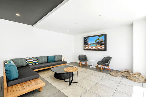 Qube Broadbeach - Tourism Adelaide 22