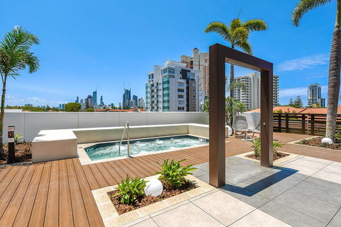 Qube Broadbeach - Tourism Adelaide 27