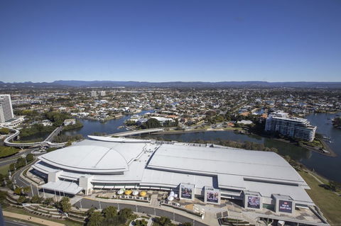 Qube Broadbeach - Tourism Adelaide 4