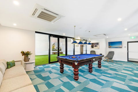 Qube Broadbeach - Tourism Adelaide 34
