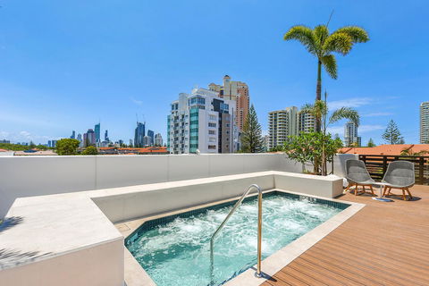 Qube Broadbeach - Tourism Adelaide 28