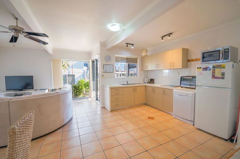 Airlie Apartments - Tourism Adelaide 12