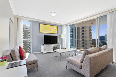 Beach Stay - Ocean & Riverview Resort Chevron Renaissance Central Surfers Paradise - Tourism Adelaide 7