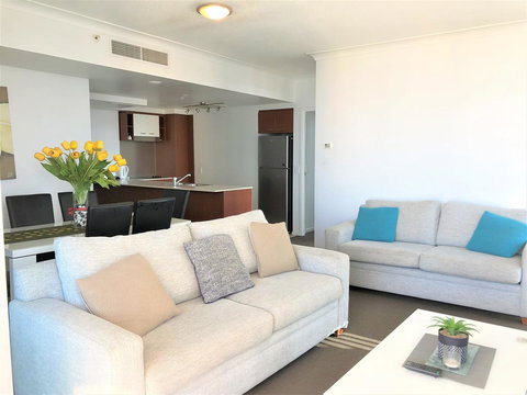 Beach Stay - Ocean & Riverview Resort Chevron Renaissance Central Surfers Paradise - Tourism Adelaide 20