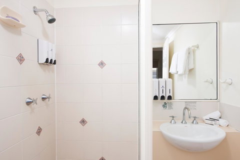 Park Regis Anchorage - Tourism Adelaide 9