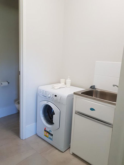 Adwaga Lodge - Tourism Adelaide 22