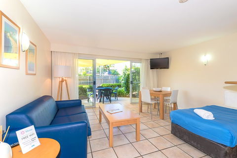 At The Sound Noosa Motel - Tourism Adelaide 37