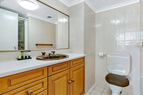 ULTIQA Beach Haven On Broadbeach - Tourism Adelaide 38