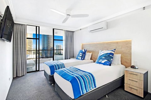 ULTIQA Beach Haven On Broadbeach - Tourism Adelaide 4