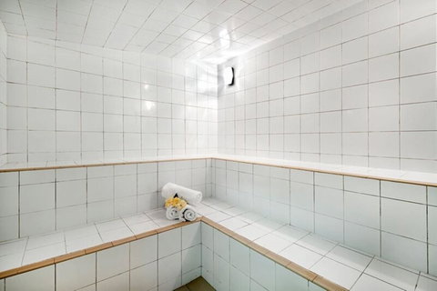 ULTIQA Beach Haven On Broadbeach - Tourism Adelaide 29