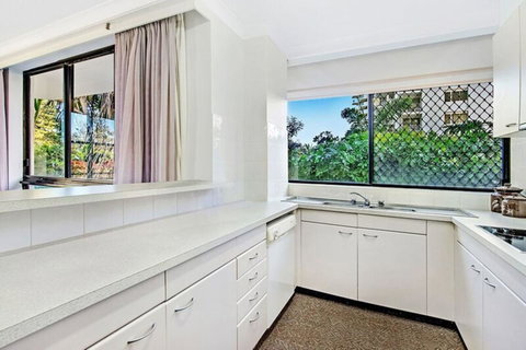 ULTIQA Beach Haven On Broadbeach - Tourism Adelaide 36
