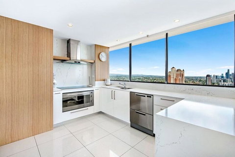 ULTIQA Beach Haven On Broadbeach - Tourism Adelaide 15