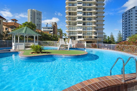 ULTIQA Beach Haven On Broadbeach - Tourism Adelaide 0
