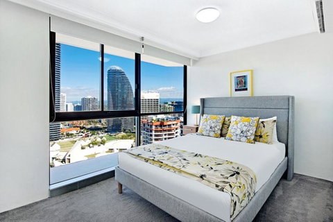 ULTIQA Beach Haven On Broadbeach - Tourism Adelaide 7
