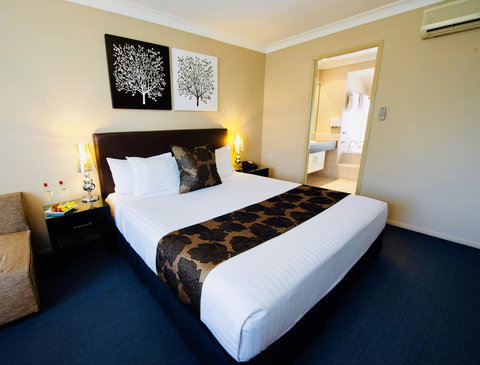 Ambassador On Ruthven - Tourism Adelaide 2