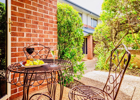 Ambassador On Ruthven - Tourism Adelaide 4