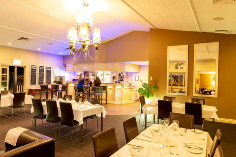 Ambassador On Ruthven - Tourism Adelaide 9