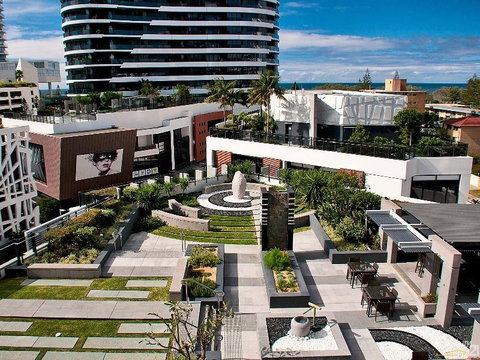Luxury 3 Bedroom In Heart Of Broadbeach - Tourism Adelaide 7