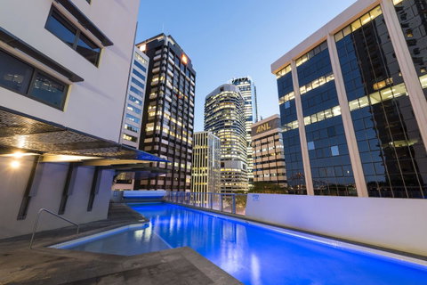 Oaks Brisbane Aurora Suites - Tourism Adelaide 2