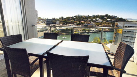 Oaks Townsville Gateway Suites - Tourism Adelaide 8