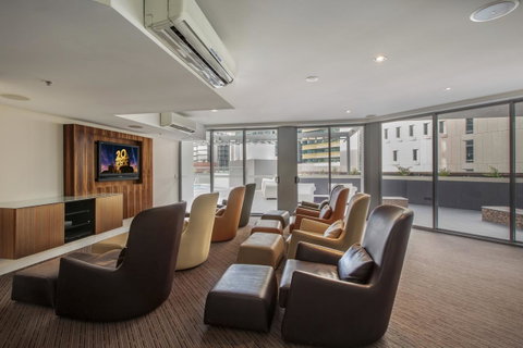 Evolution Apartments - Tourism Adelaide 4