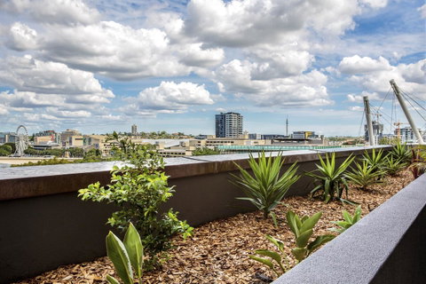 Evolution Apartments - Tourism Adelaide 8