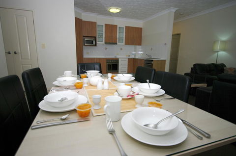 La Vida On Anzac - Tourism Adelaide 6