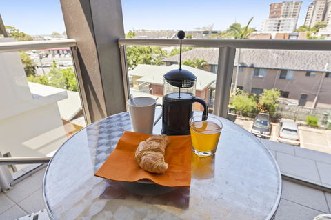 La Vida On Anzac - Tourism Adelaide 18