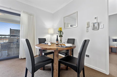 La Vida On Anzac - Tourism Adelaide 20