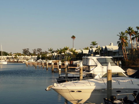 Waterfront Resort Villa With Buggy - Tourism Adelaide 28