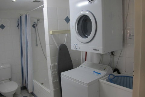 Grangewood Court Apartments - Tourism Adelaide 26